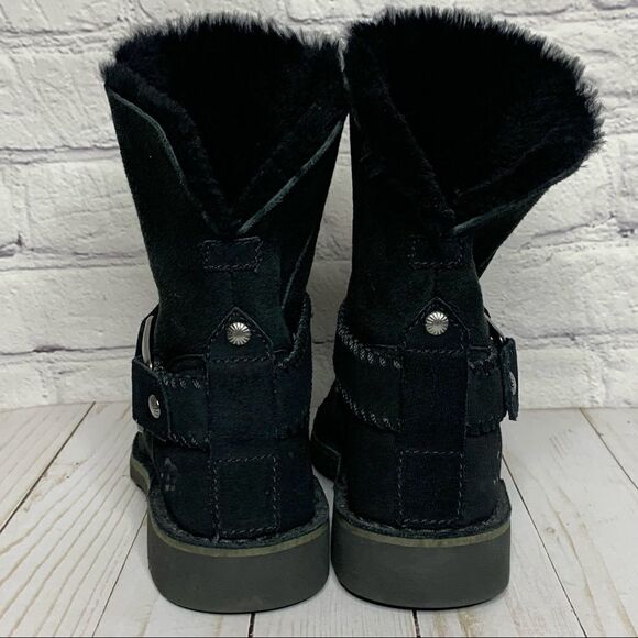 Ugg Cedric Black fur lined leather boots - Picture 10 of 16